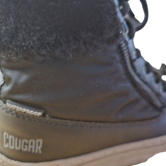 Cougar Dubliner Waterproof lace-up ankle boot with plush faux-fur collar - Picture 10 of 10